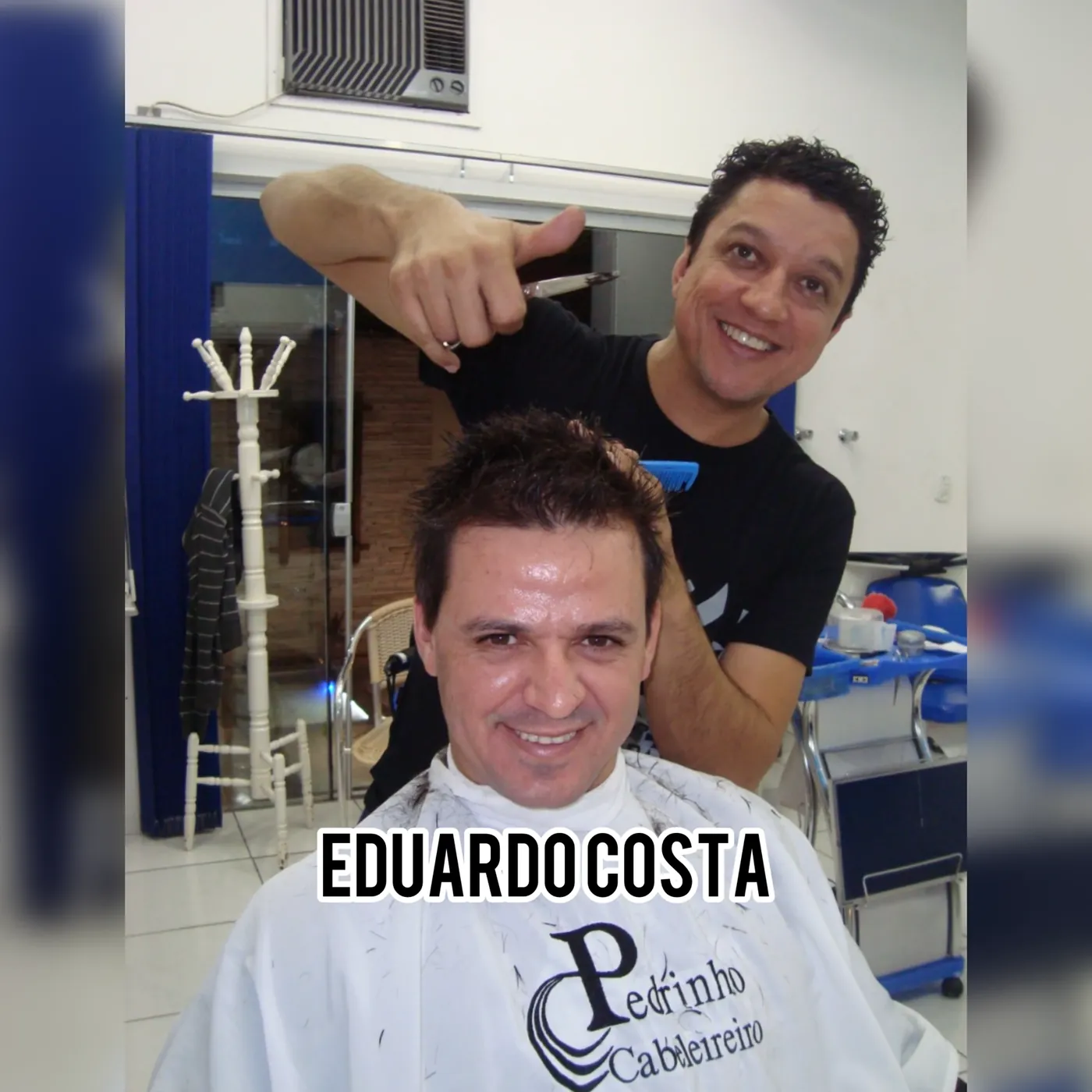 Pedrinho com artista