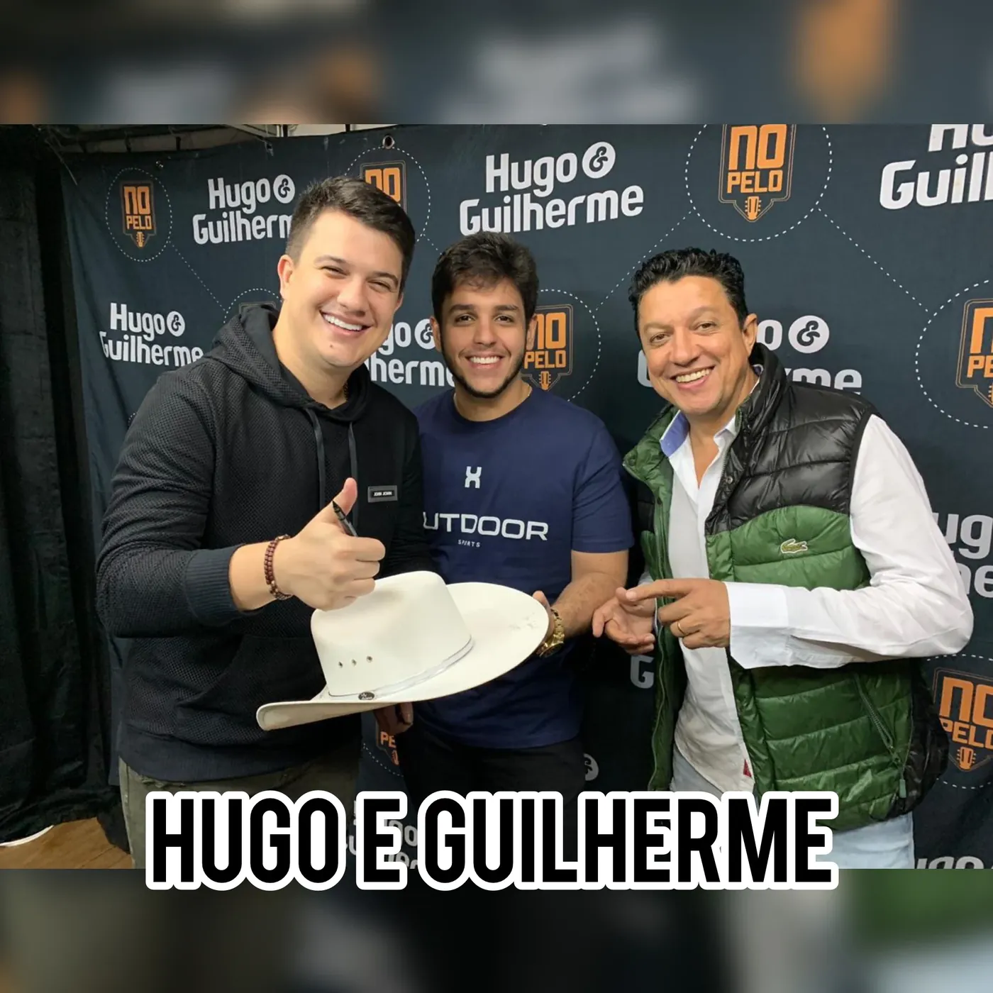 Pedrinho com artista