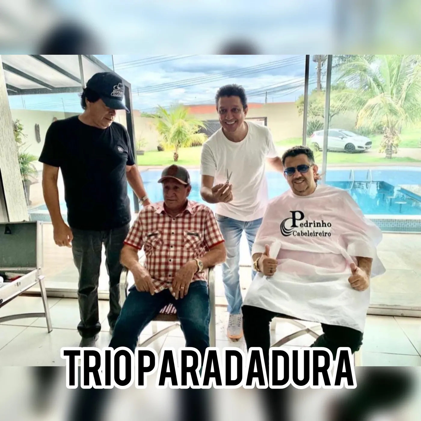 Pedrinho com artista